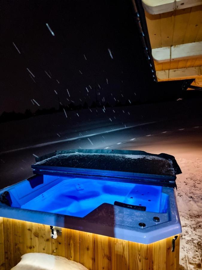 Em Gorce Resort Domki Z Sauna I Jacuzzi Waksmund Exterior photo
